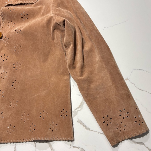 Vintage Coldwater Creek Suede Leather Jacket Laser Cut Floral Boho Women’s M - Picture 6 of 14